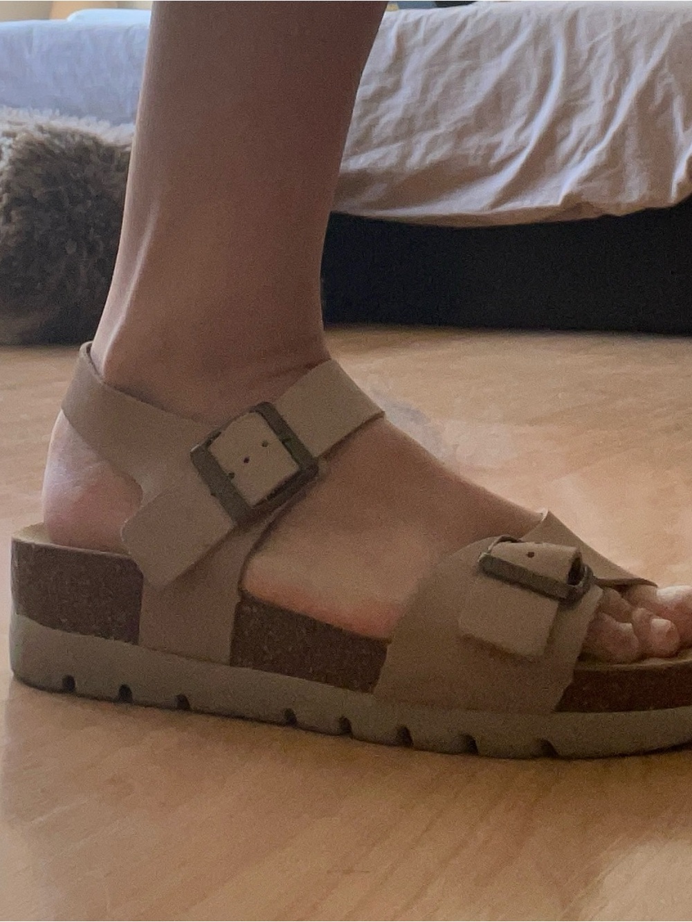 Plakton Women's Neutral Beige Buckle Cork-Style Sandals - Picture 5 of 11